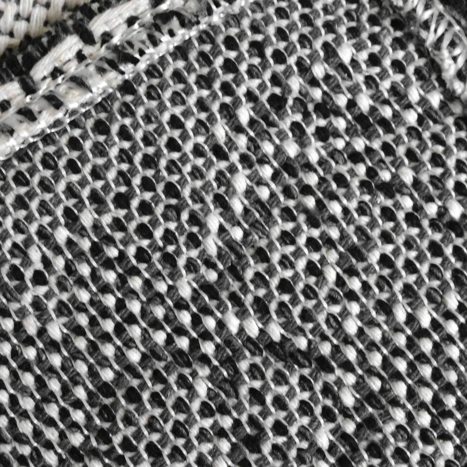 Recycled Cotton Starburst Rug - Monochrome - 100x150cm 7 Recycled Cotton Starburst Rug - Monochrome - 100x150cm - Image 5