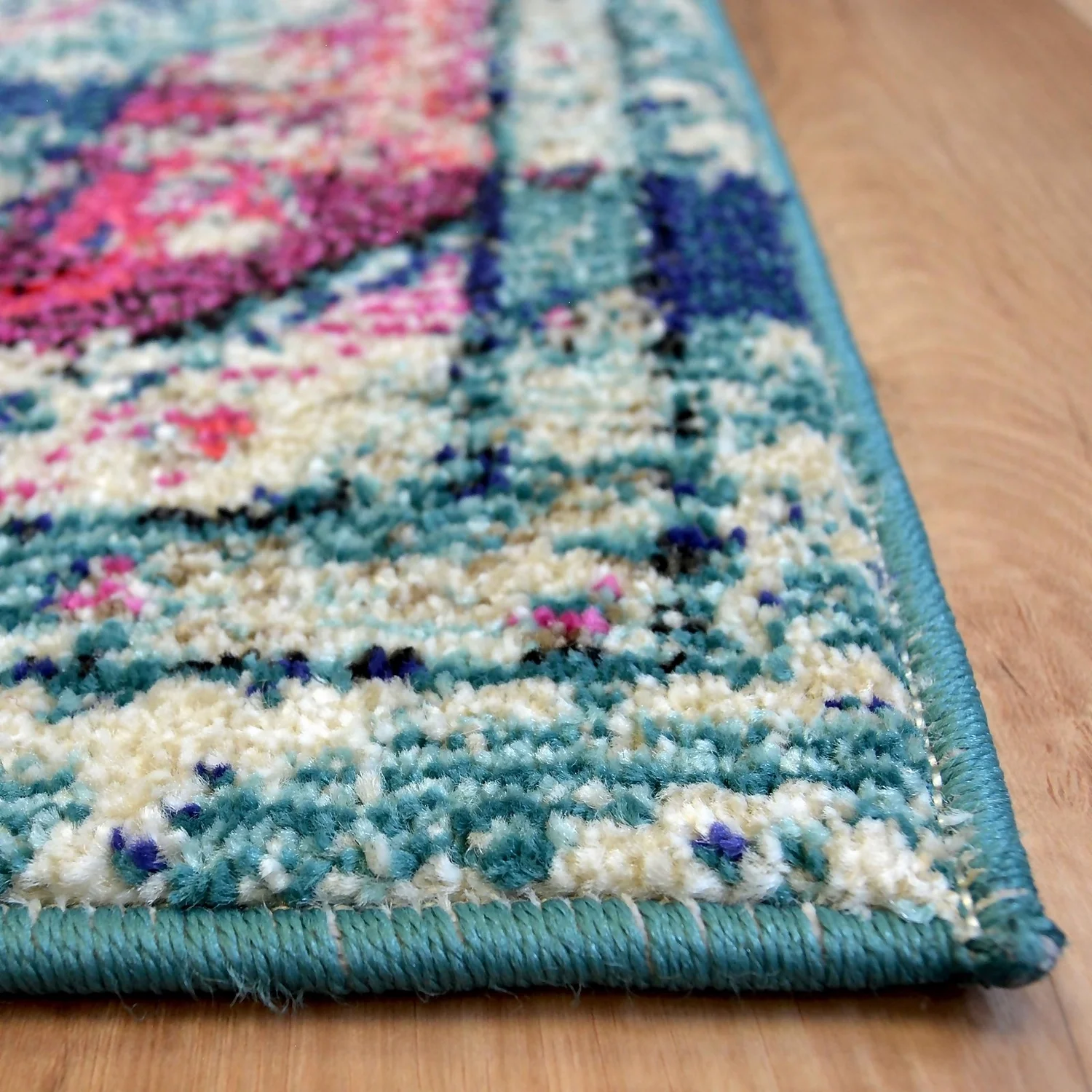 Villa Distressed Rug - Multicoloured - 160x230cm 5 Villa Distressed Rug - Multicoloured - 160x230cm - Image 3