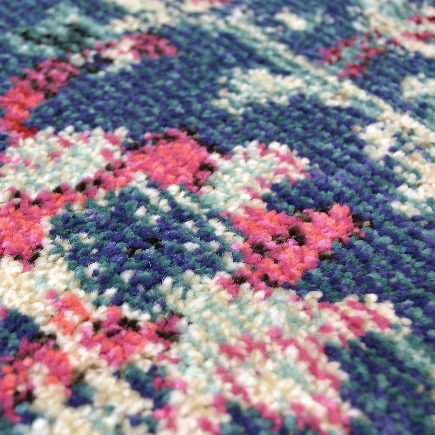 Villa Distressed Rug - Multicoloured - 160x230cm 4 Villa Distressed Rug - Multicoloured - 160x230cm - Image 2